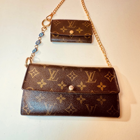Louis Vuitton Monogram Brown Saraha wallet and key holder - Picture 12 of 14